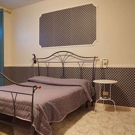 Hotel Stefany لاغو باتريا المظهر الخارجي الصورة