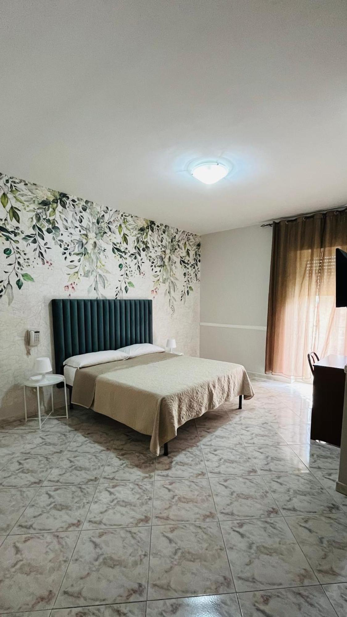 Hotel Stefany لاغو باتريا المظهر الخارجي الصورة