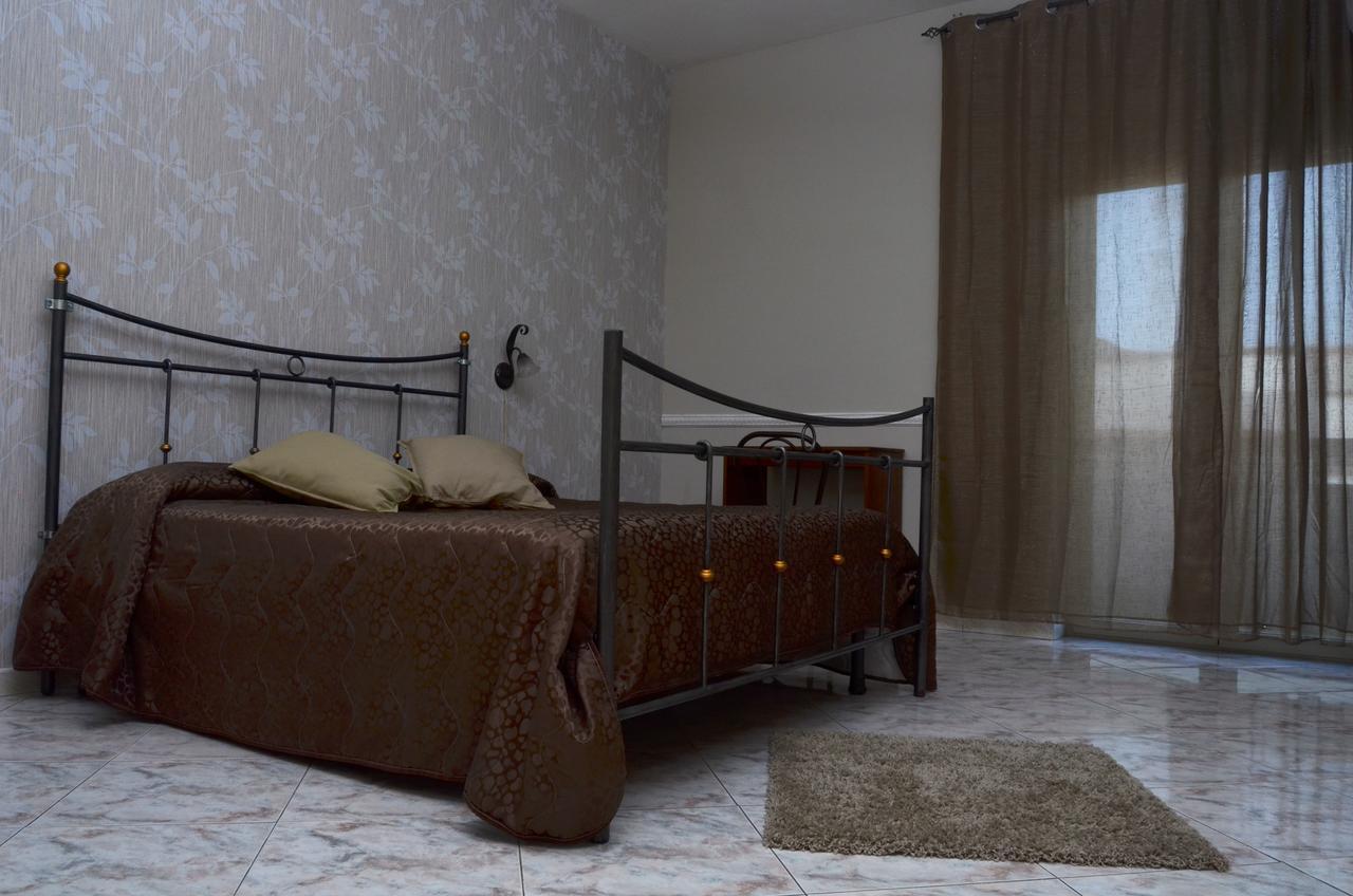 Hotel Stefany لاغو باتريا المظهر الخارجي الصورة