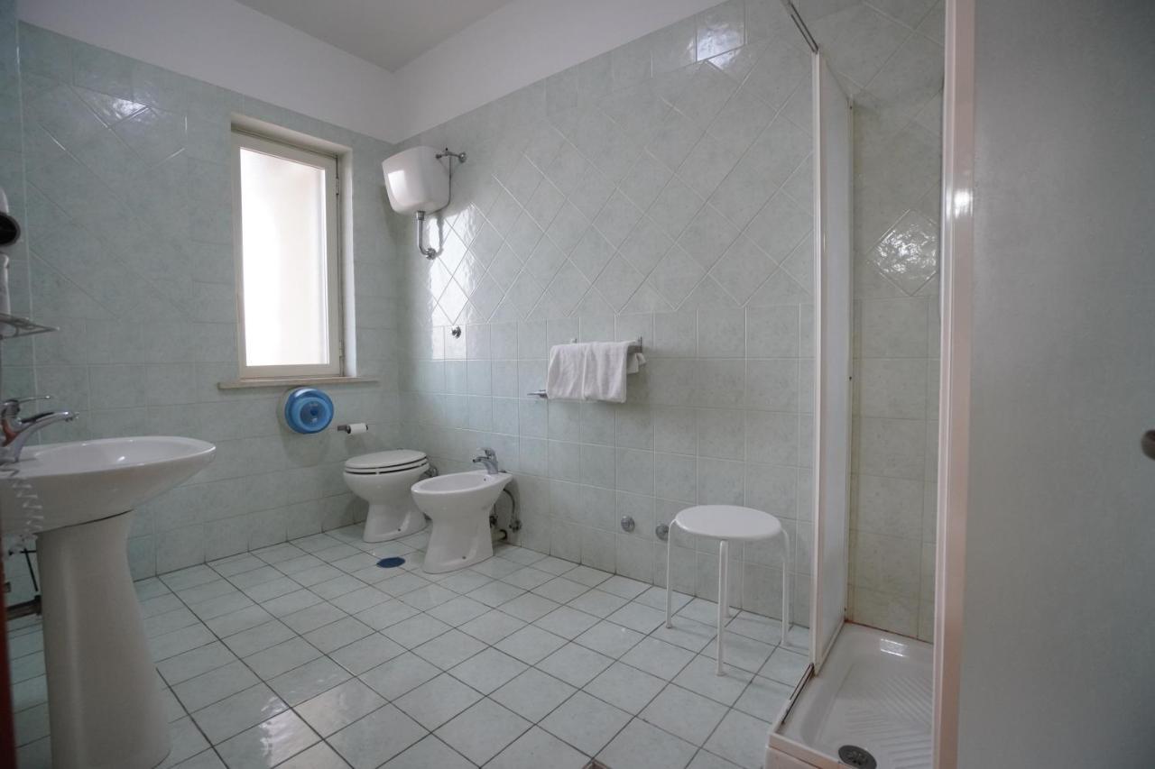 Hotel Stefany لاغو باتريا المظهر الخارجي الصورة